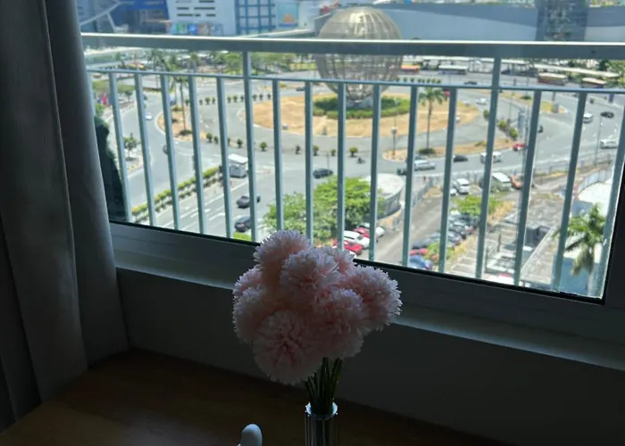 Vista Gracia Staycation Apartahotel Manila