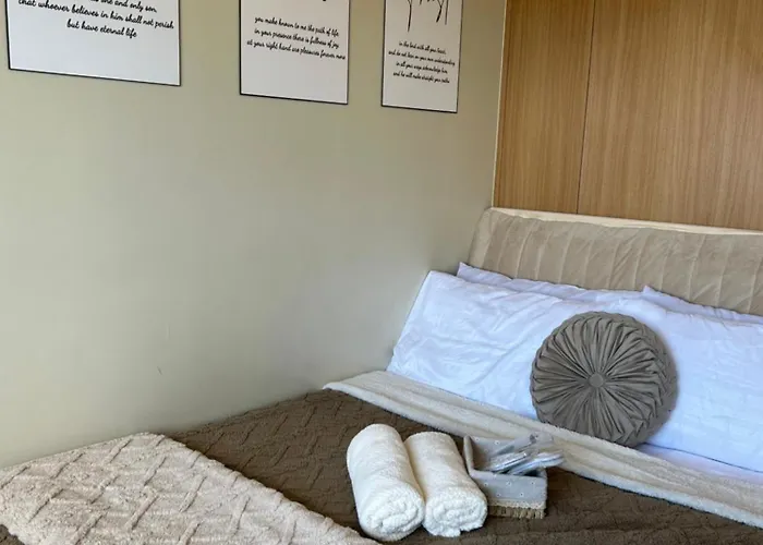 Vista Gracia Staycation *